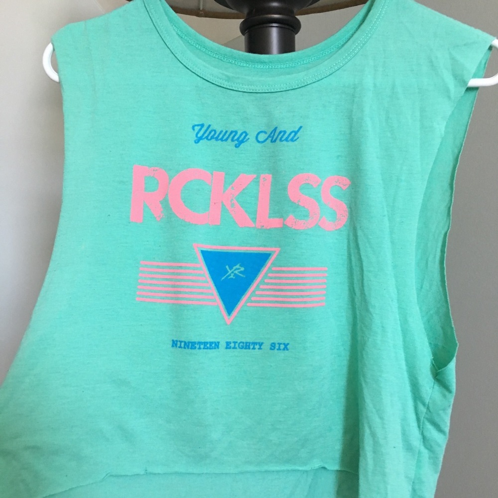 MUSCLE TANK. Young&RECKLESS